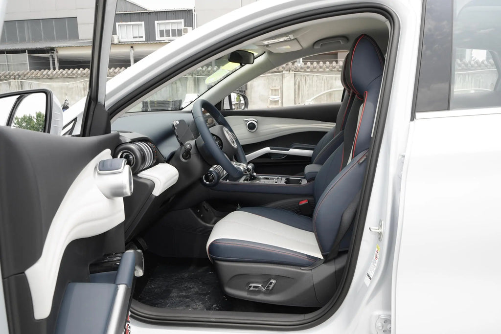 Professional Factory Direct Sale Low Price for Byd Electric Car 2023 New Model Pure Electric Compact Vehicle Yuan Plus Atto3