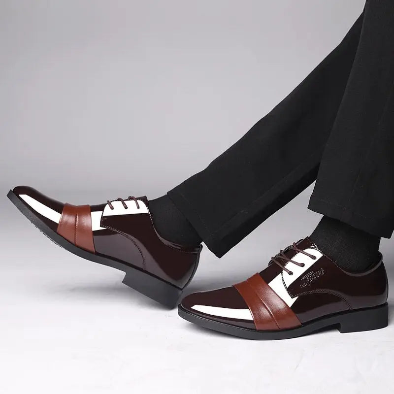 Social Shoe for Men Casual Business Patent Leather Shoes Man Bright Upper Pointed Toe 2025 Trend Office Suit Footwear New