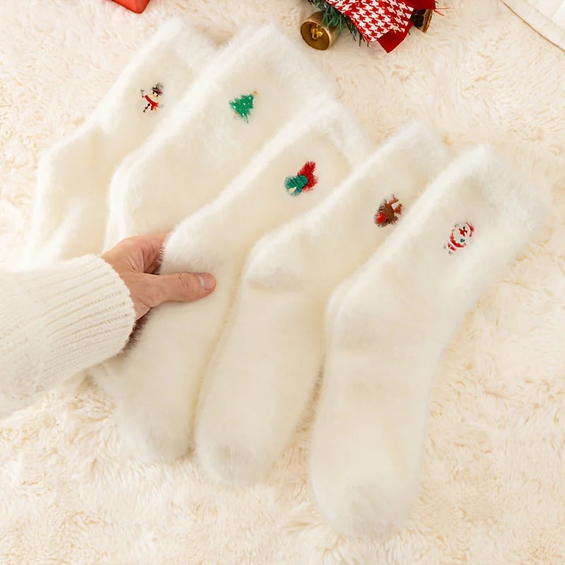 Cozy White Plush Xmas Socks - 5PCS Mid-Calf Warm Holiday Socks with Festive Designs for Teens. Soft & Thick for Winter Comfort!