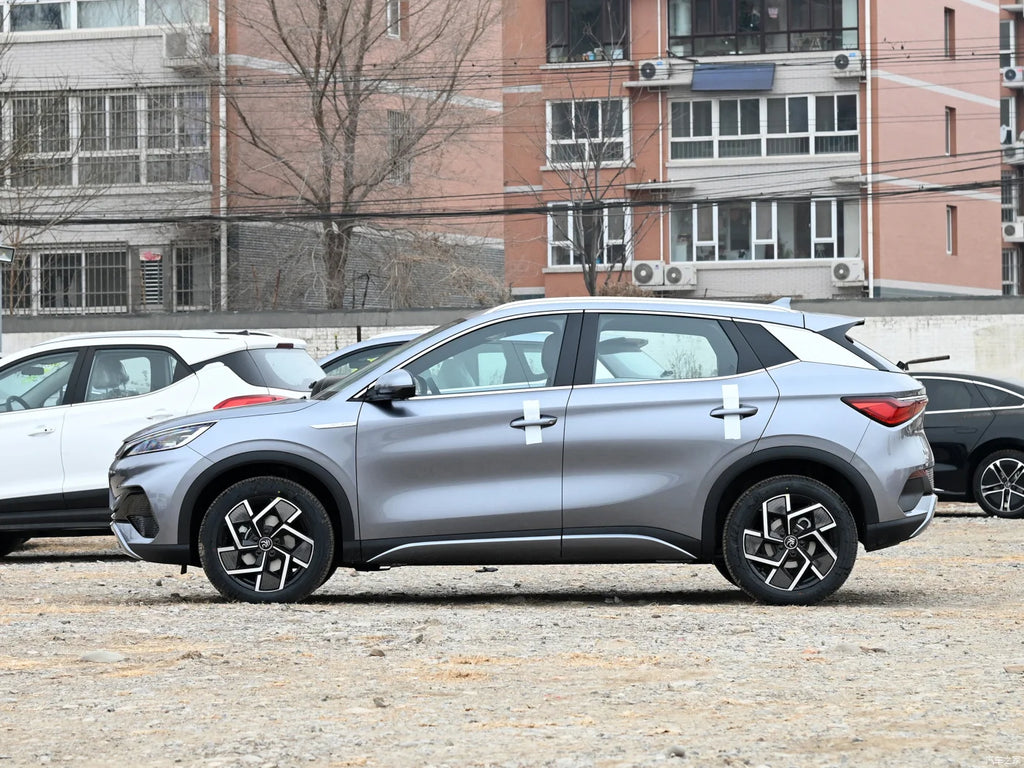 Professional Factory Direct Sale Low Price for Byd Electric Car 2023 New Model Pure Electric Compact Vehicle Yuan Plus Atto3