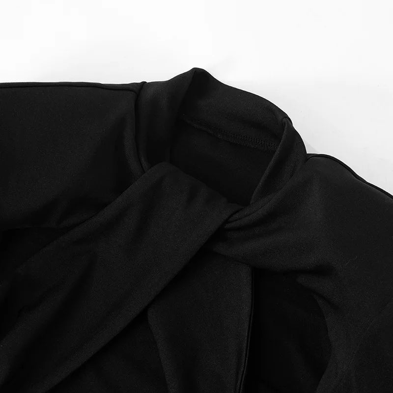 New European and American cross-border fashionable sexy hot girl front chest twisted shoulder pad discounted dress