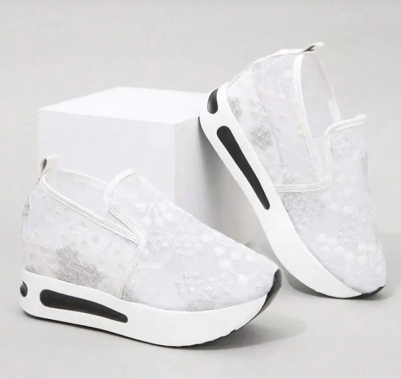 Lace Flats Platform Women Sport Shoes Mesh Breathable Sneakers  Summer New Casual Sandals Running Beach Rocking Dance Shoes