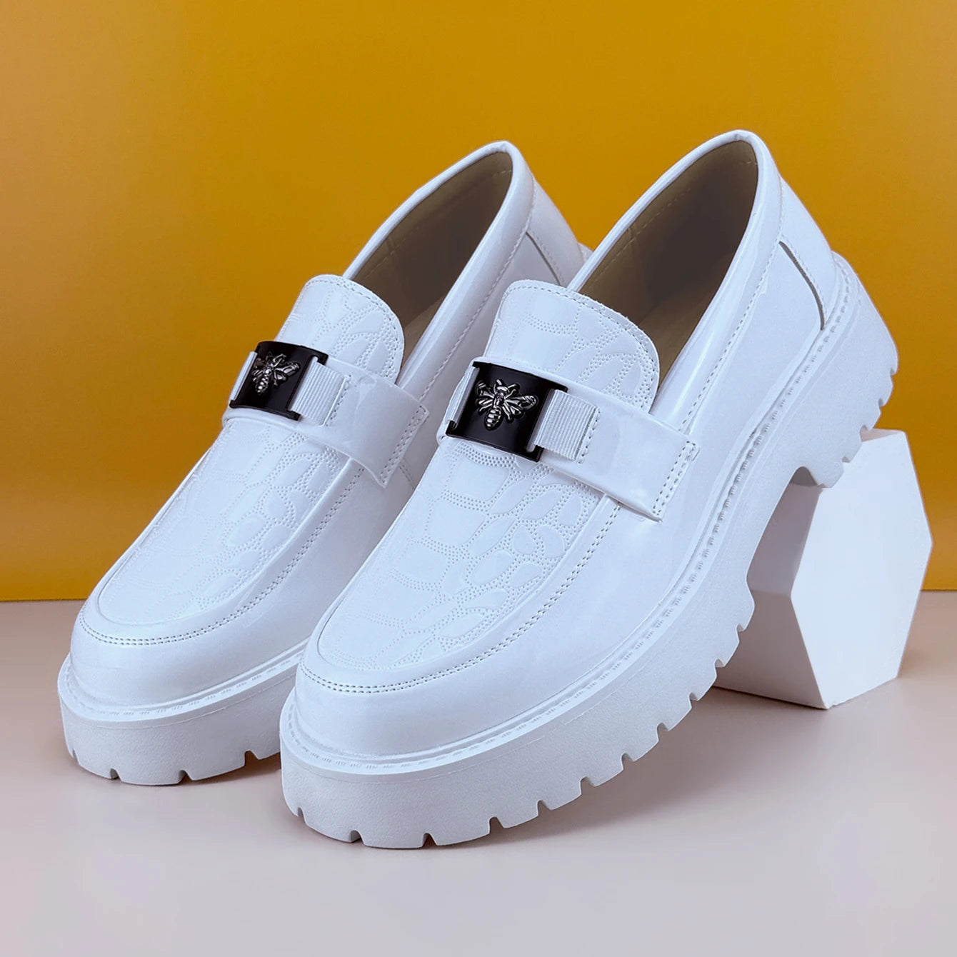 2025 Men's Round Toe Thick Soled Light Luxury Leather Shoes Loafers Non Slip Comfort Fashio Business Office Formal Shoes