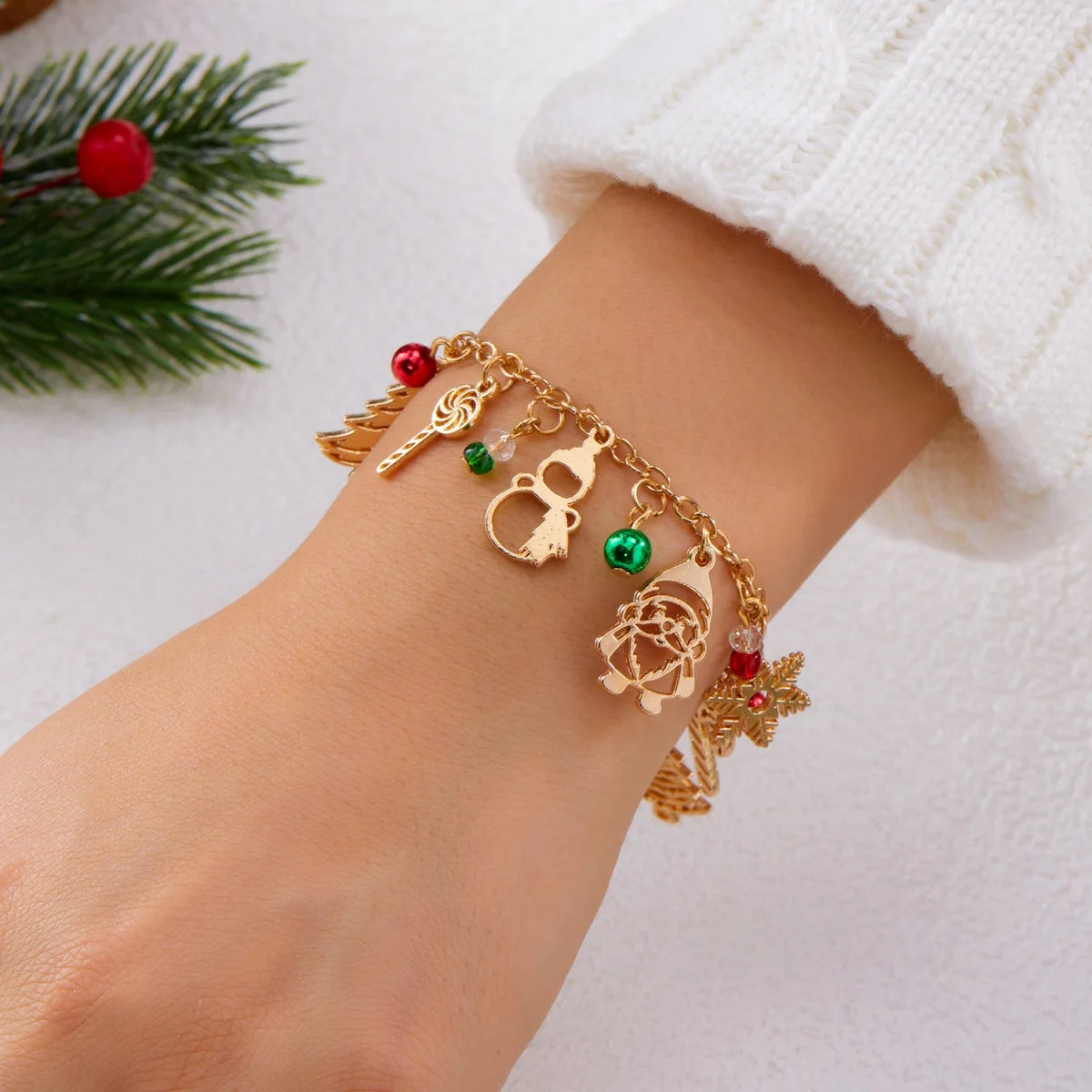 Christmas Snowflake Tree Santa Claus Snowman Reindeer Bell Resin Star Crystal Beads Bracelet For Women Men New Year Holiday Gift